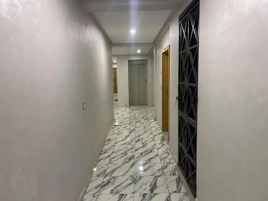 מרקש Superbe Appartement Au Centre De Marrakech מרוקו